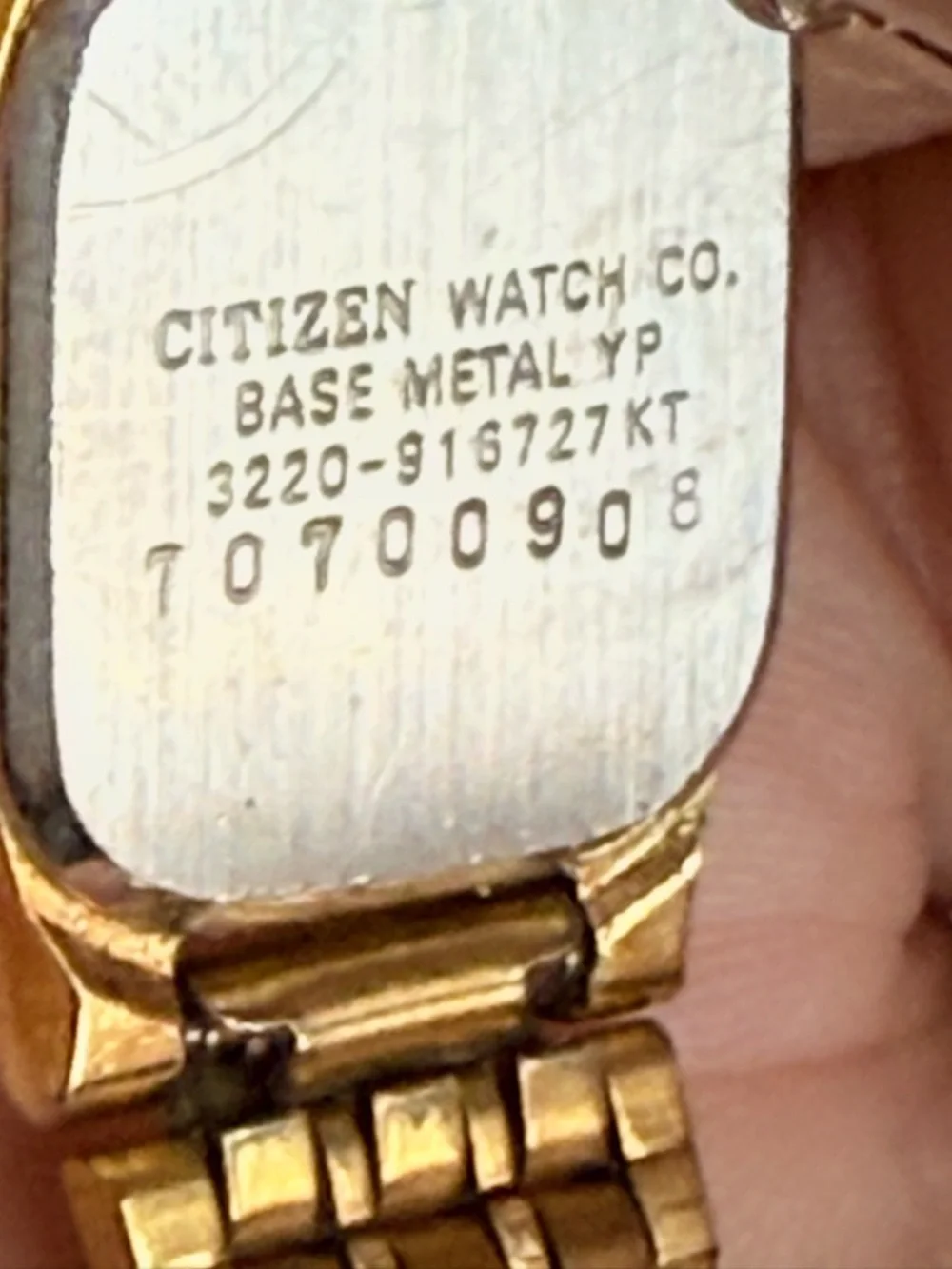 Citizen tank Quartz Gold Tone Rectangular Watch 7070090 18mm Dial Rectangle